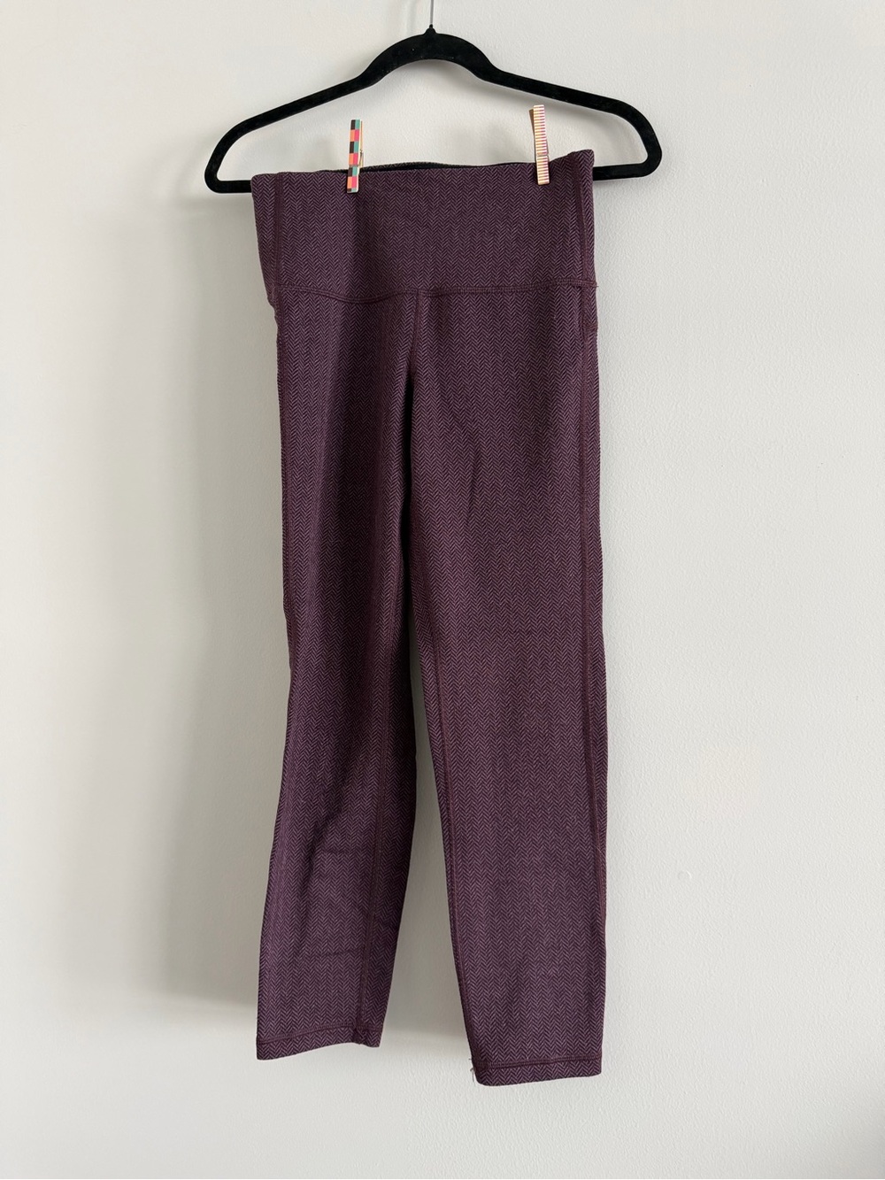 GAP High-Waist Stretch Leggings in Deep Plum